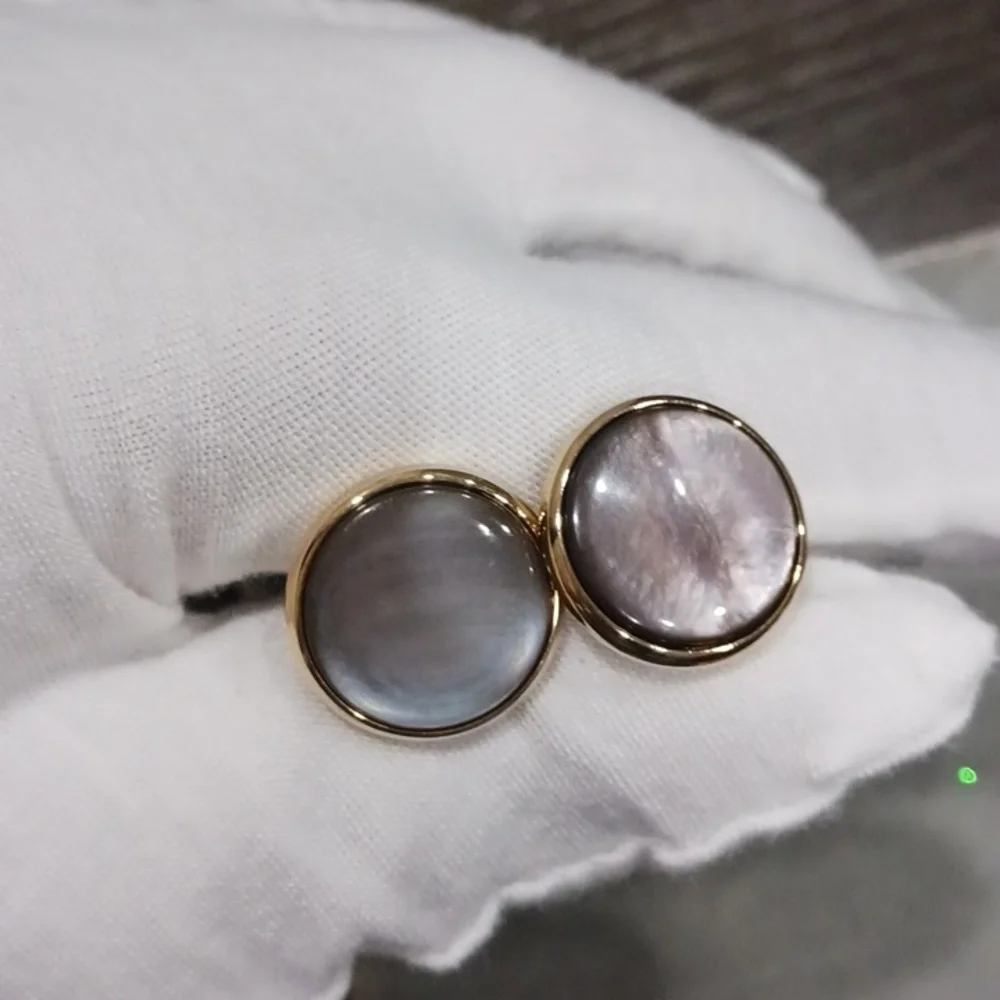 Elegant Gold and Gray Men's Cufflinks